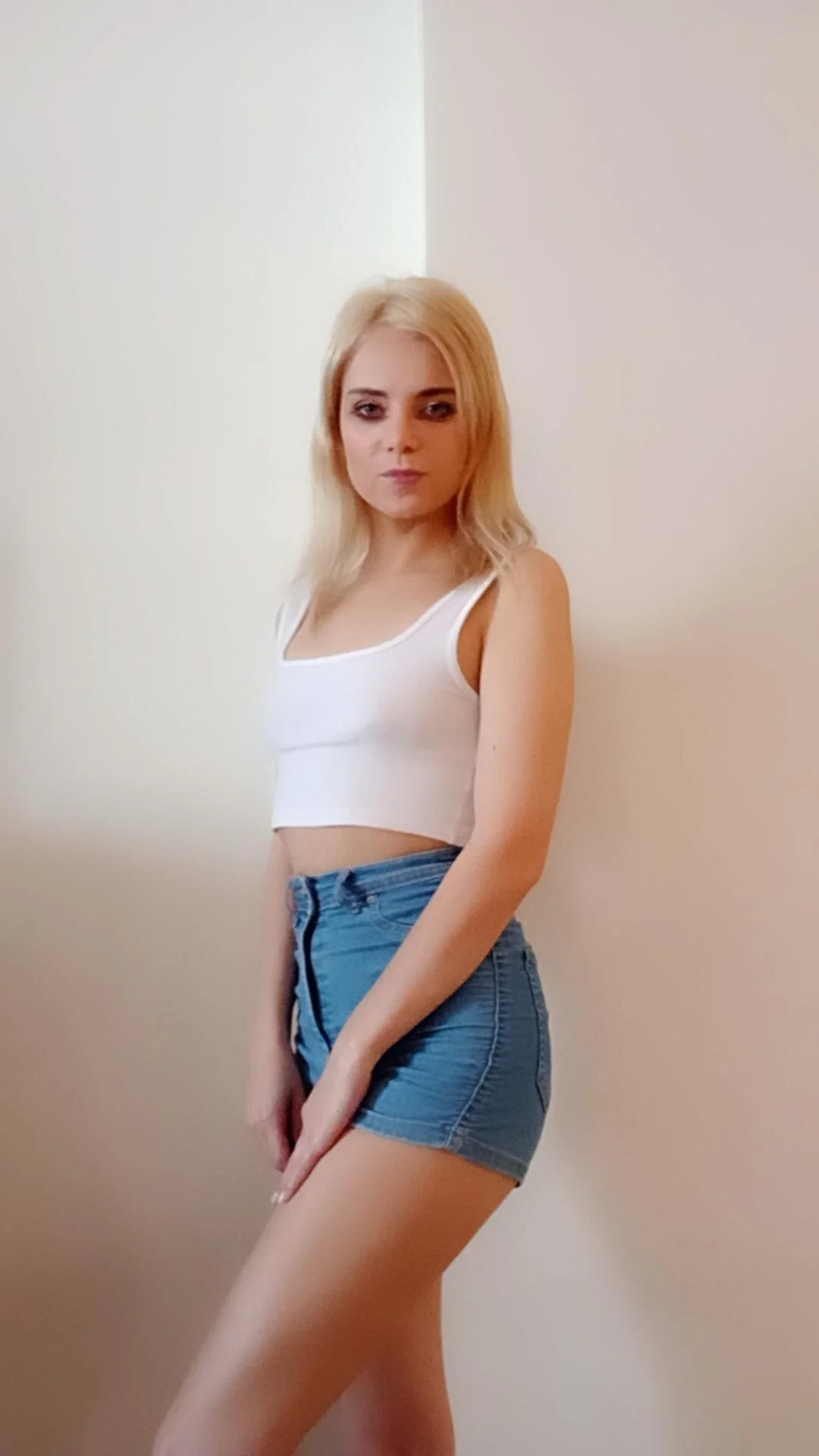 XXX Porn Photo of Nude lovebellagrey 1