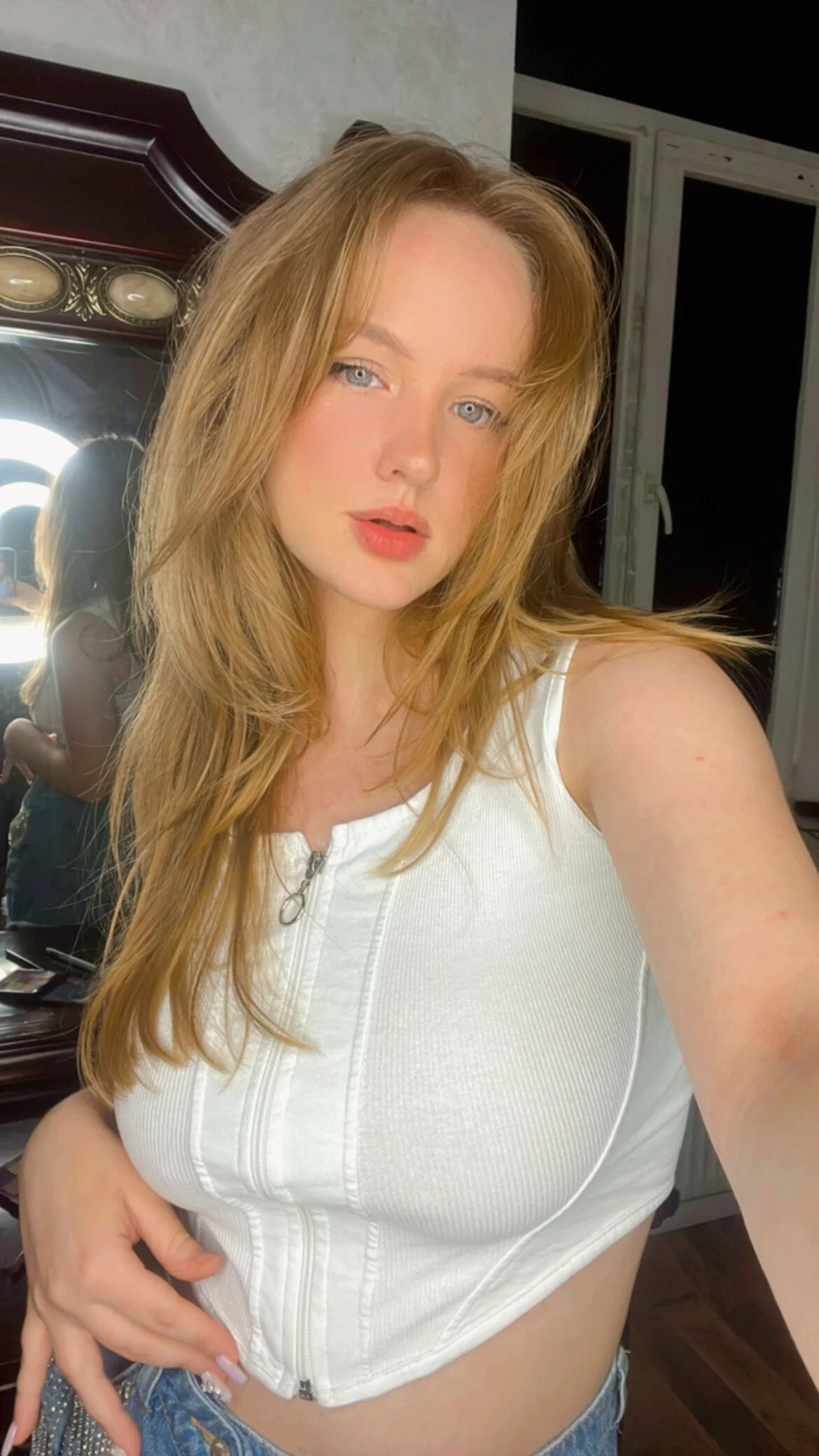 XXX Porn Photo of Nude LylaYeess 5