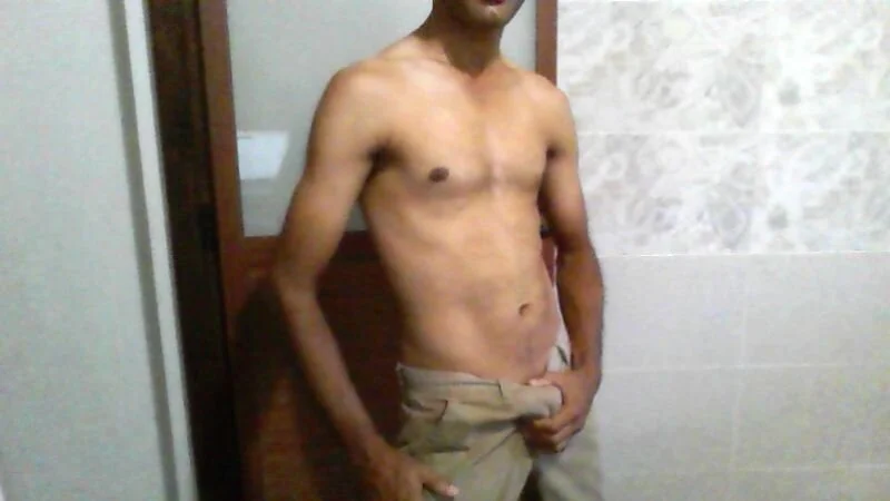 XXX Porn Photo of Nude sexysambboy 1
