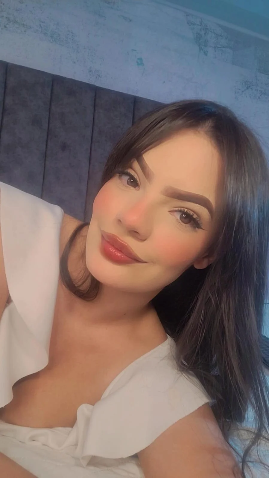 XXX Porn Photo of Nude IsabellaGrey19 20