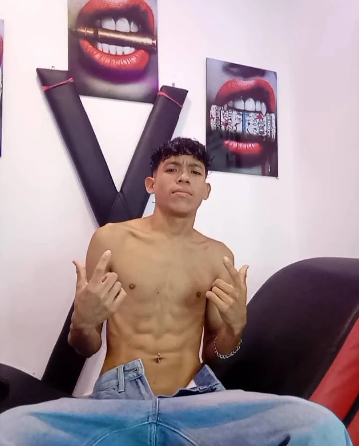 XXX Porn Photo of Nude BEAUTY_BOYS1 18