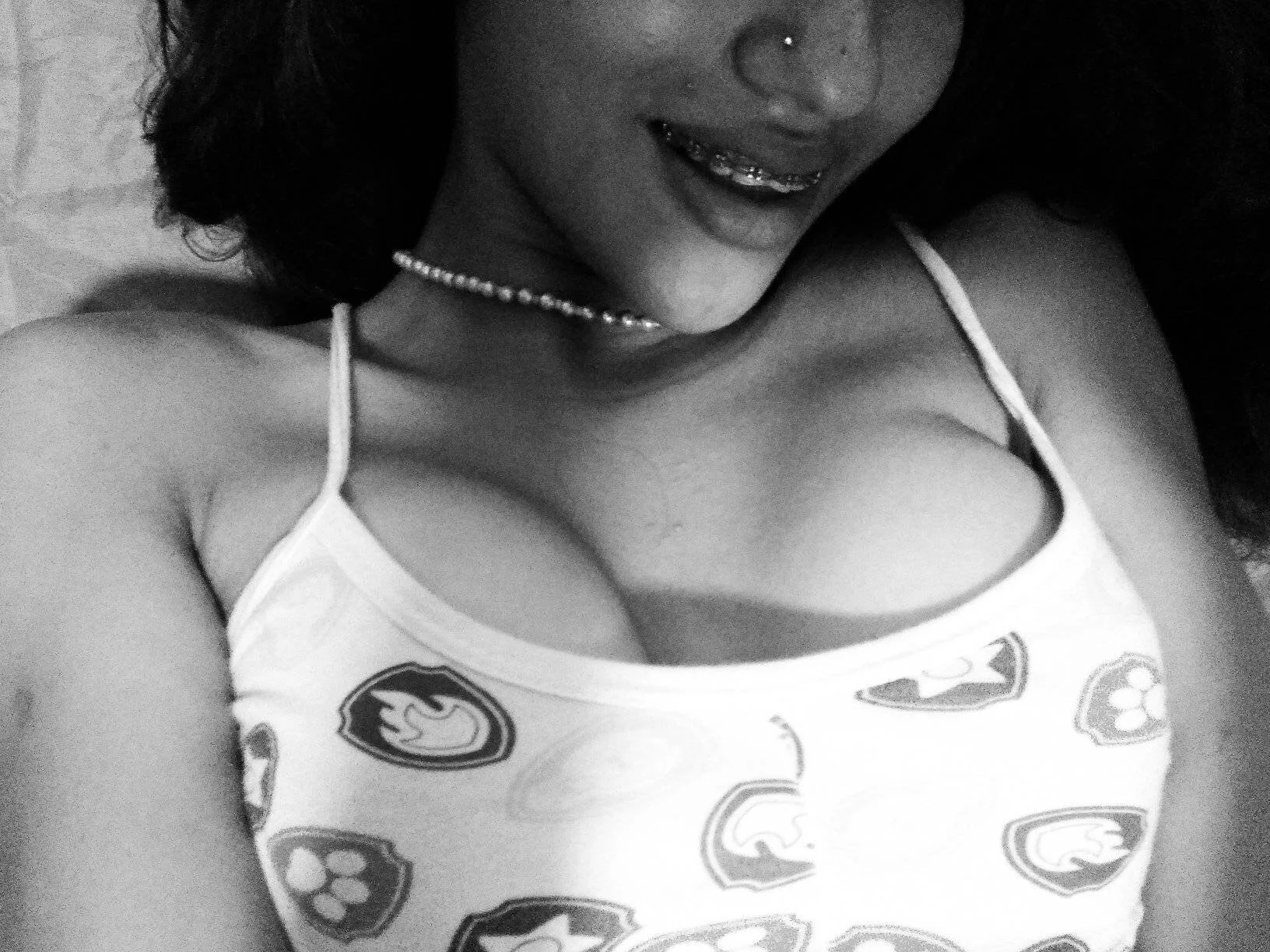 XXX Porn Photo of Nude MichelleOf 1