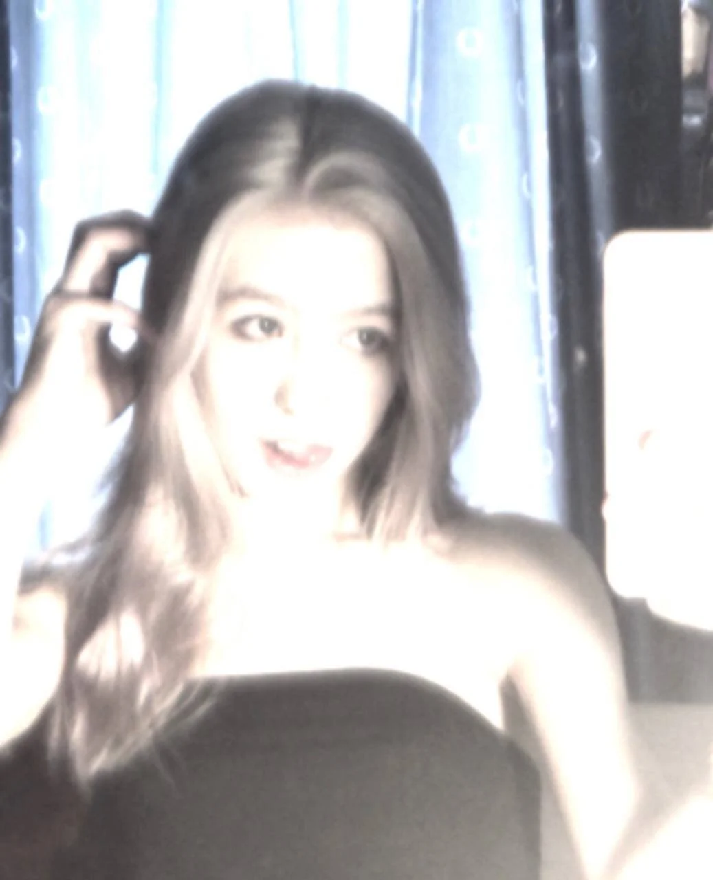 XXX Porn Photo of Nude lizaa_breeze 11