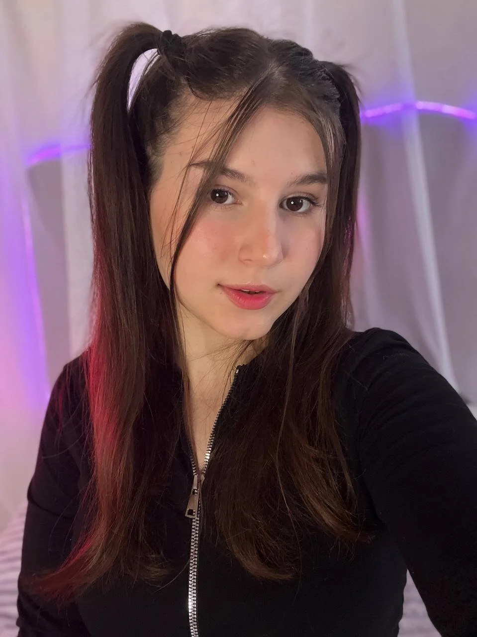 XXX Porn Photo of Nude omg__leila 29