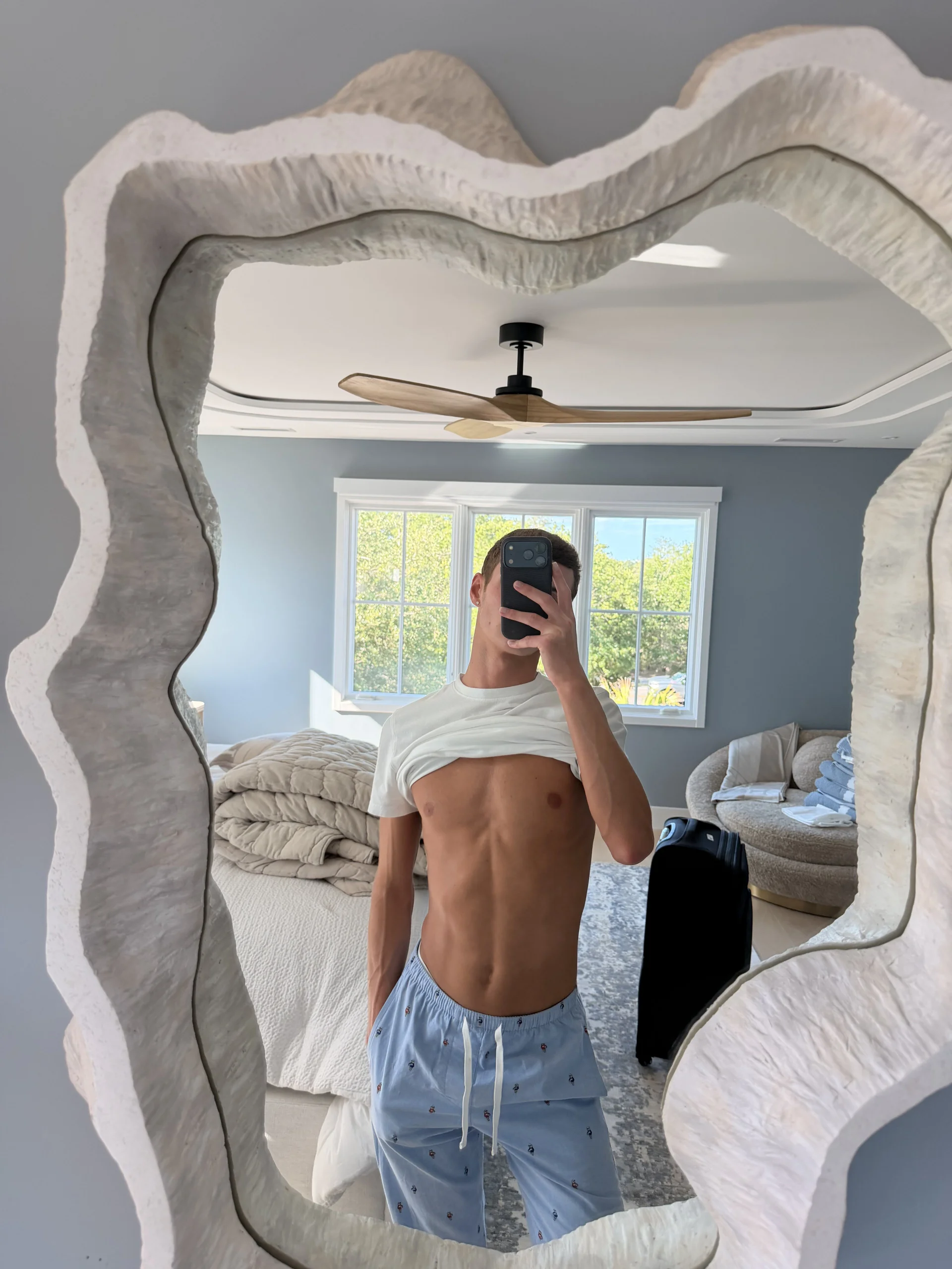 XXX Porn Photo of Nude prettytwink101 1