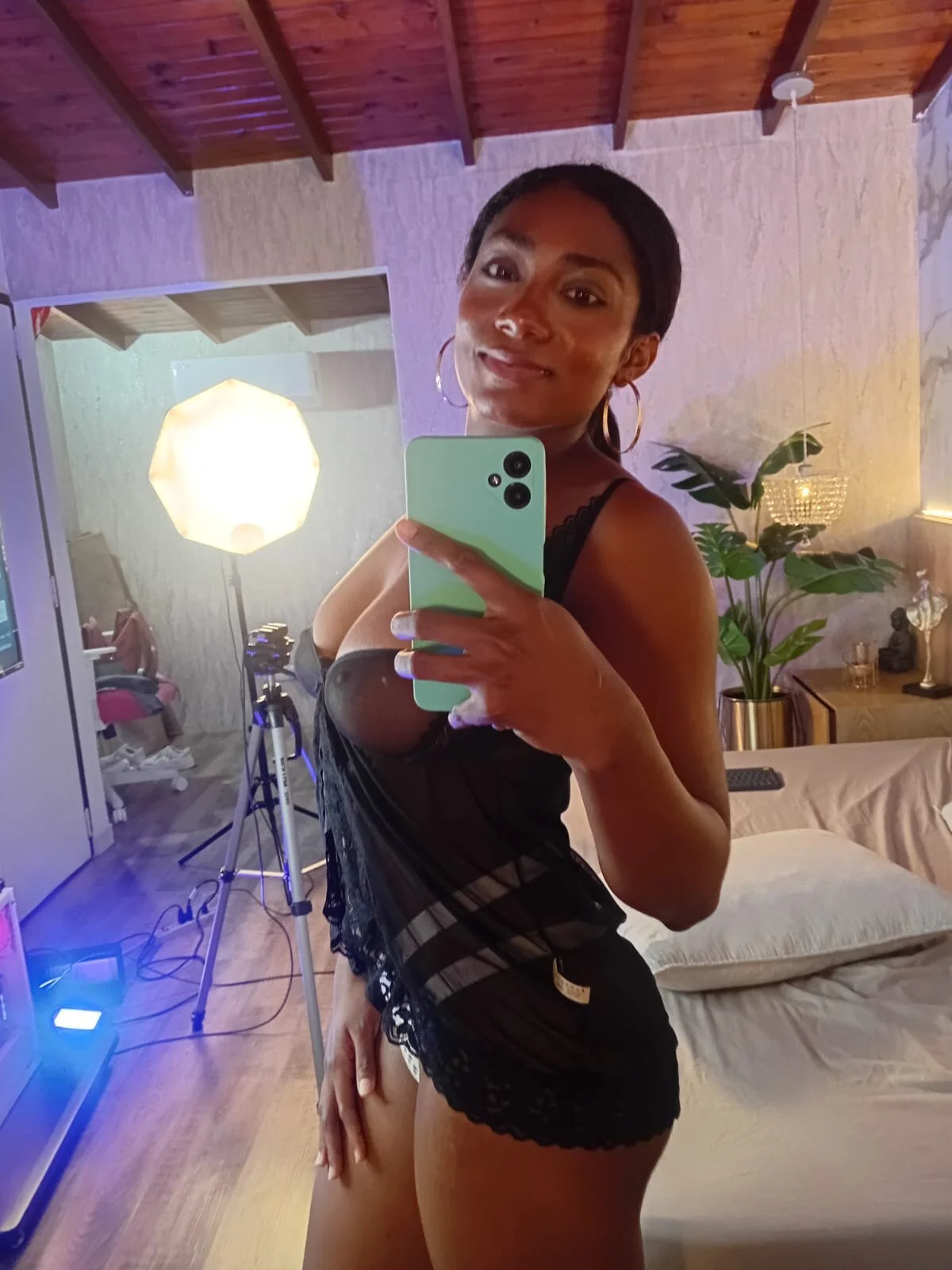 XXX Porn Photo of Nude Amaraa_Bliis 4