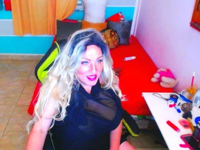 XXX Porn Photo of Nude veronikstrixx 6
