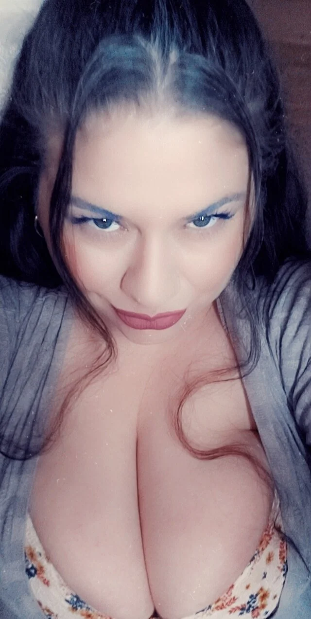 XXX Porn Photo of Nude BustySteffy 6