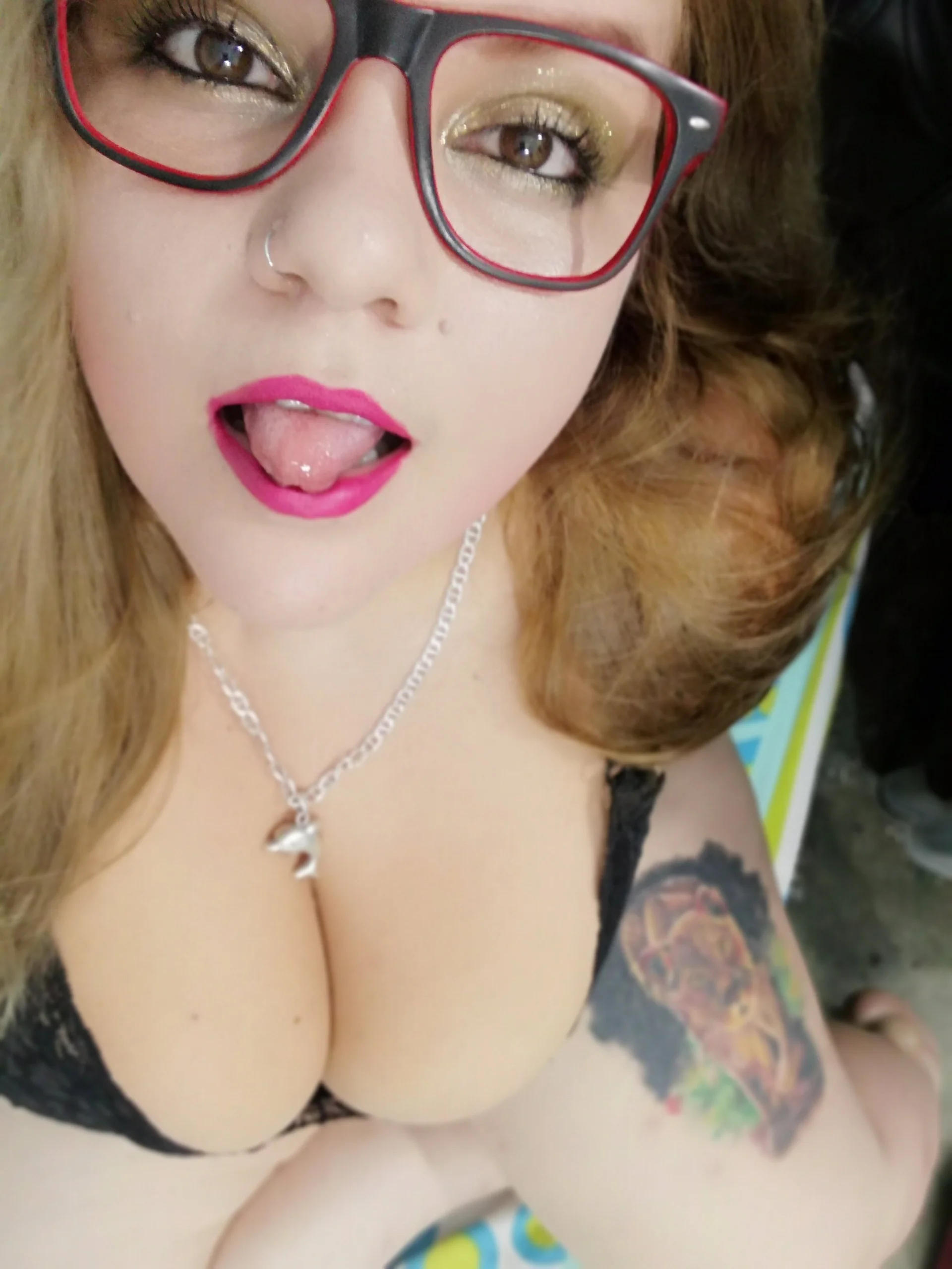 XXX Porn Photo of Nude allsson_queen 199
