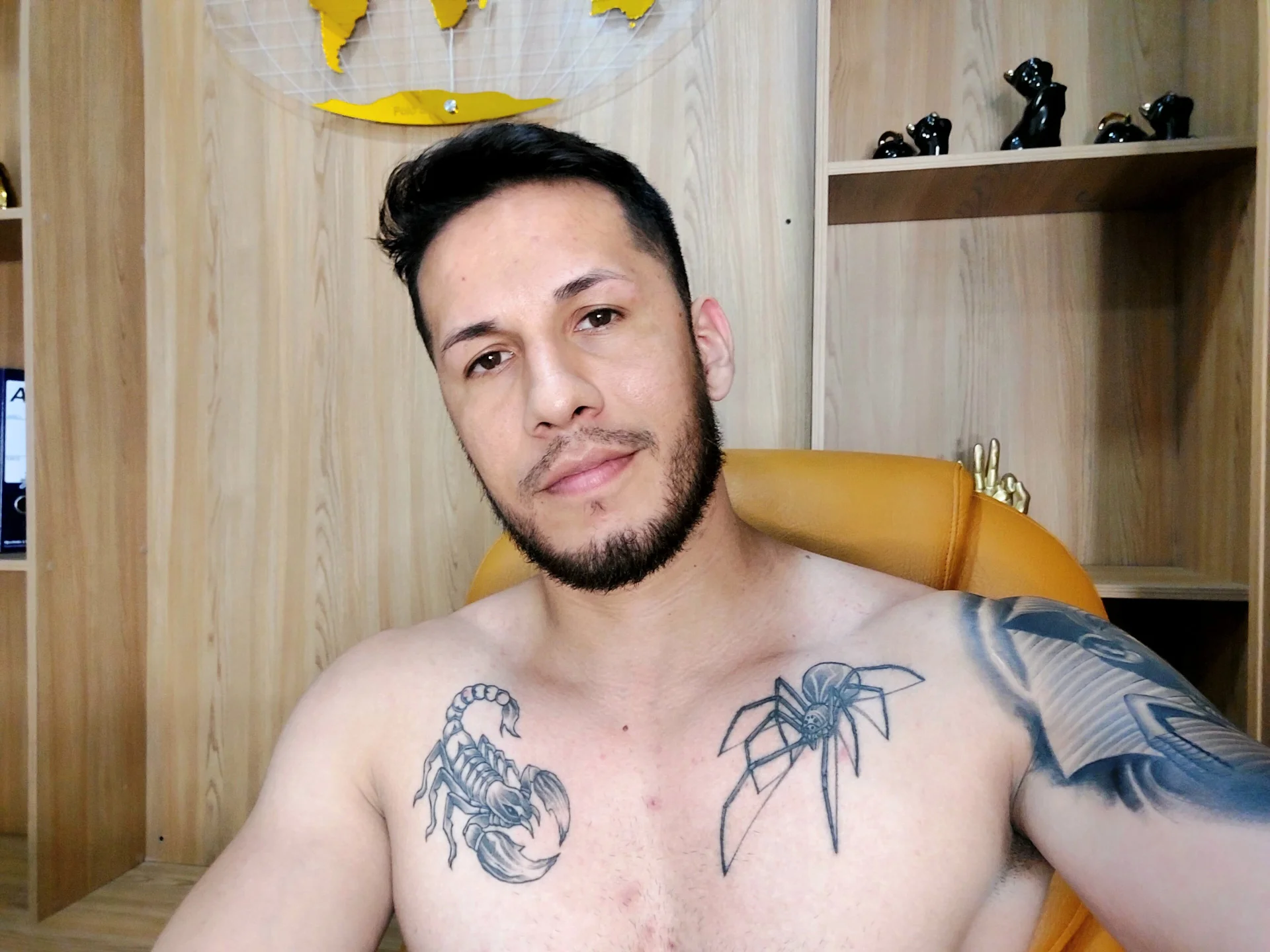 XXX Porn Photo of Nude George_Diesell 8
