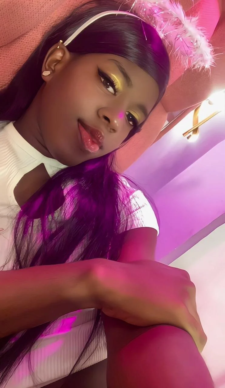 XXX Porn Photo of Nude VICTORIAOBEY 2