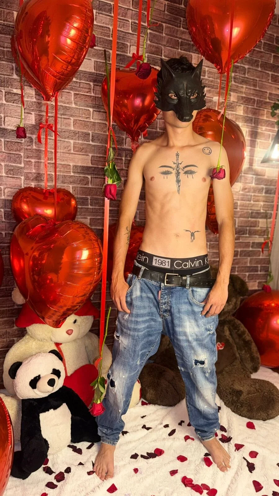 XXX Porn Photo of Nude LucassSmith11 2