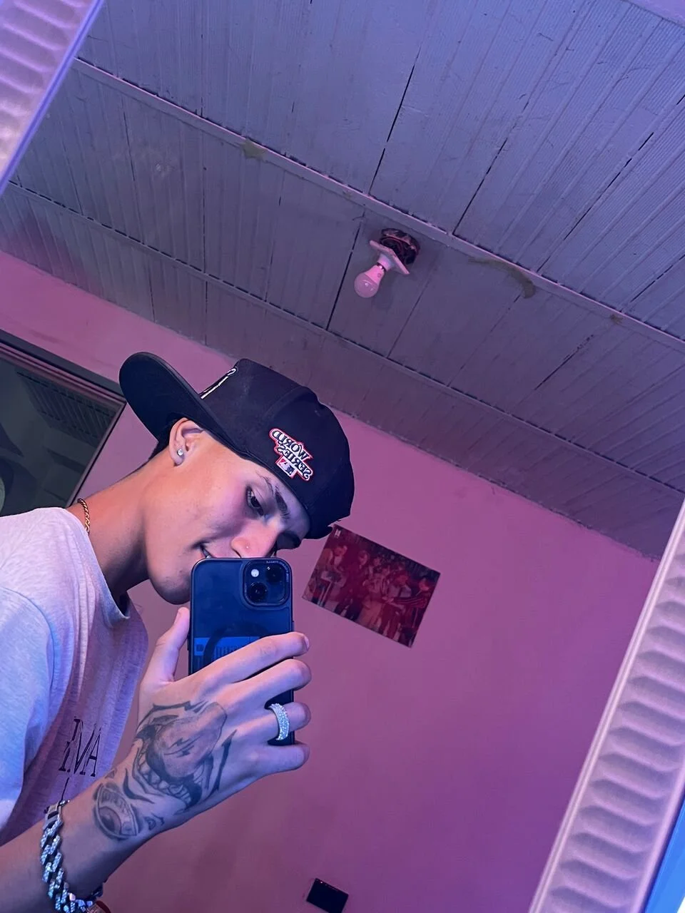 XXX Porn Photo of Nude Just18Jake 2