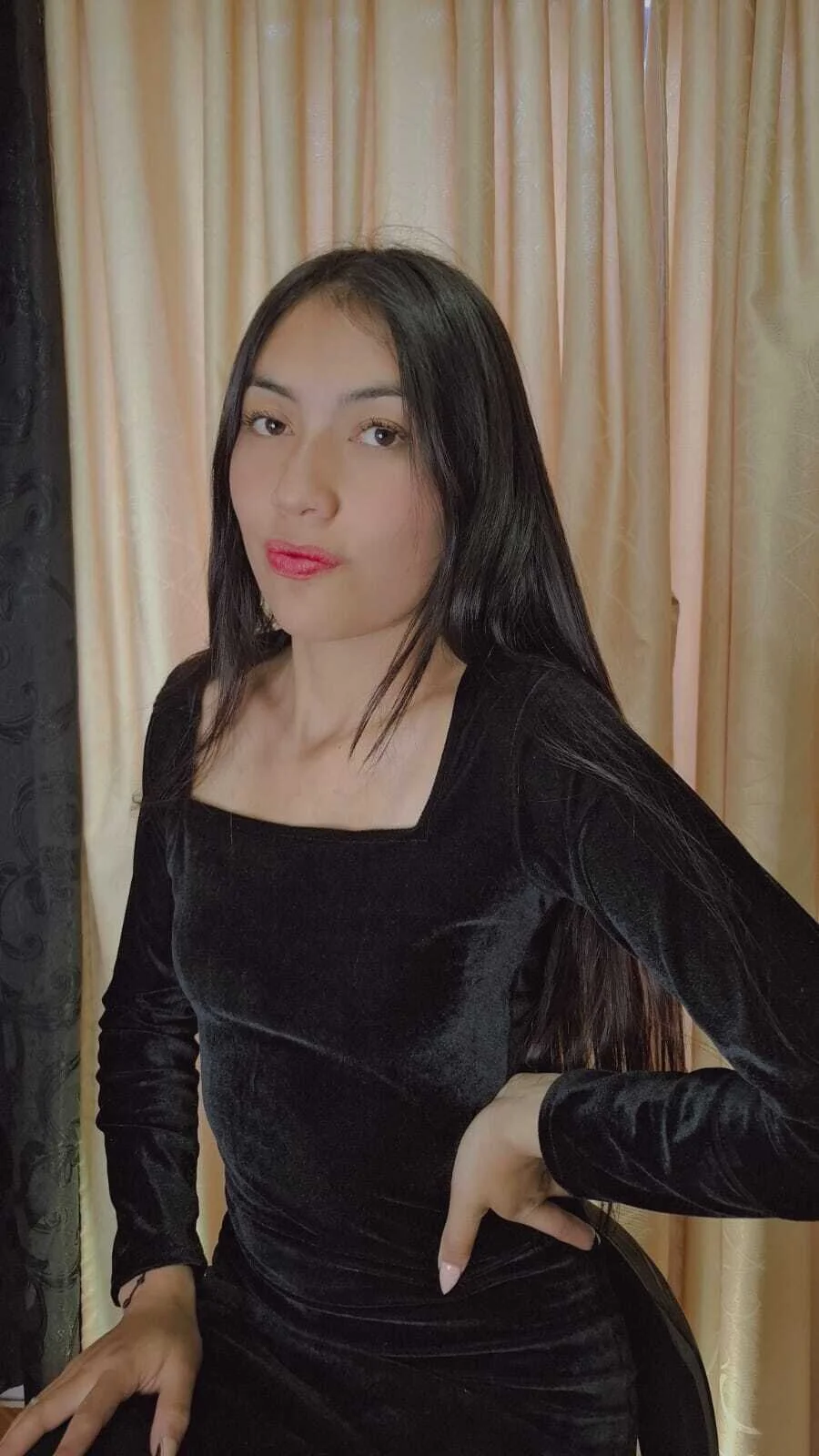 XXX Porn Photo of Nude Emma_Nmm 2