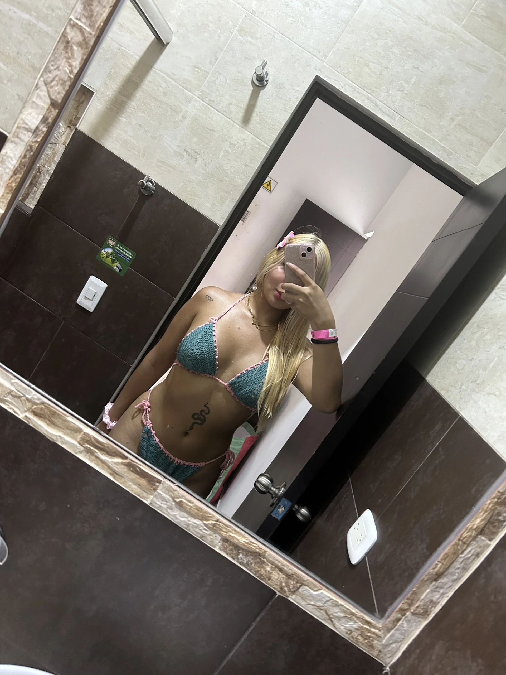 XXX Porn Photo of Nude brianahill_ 40