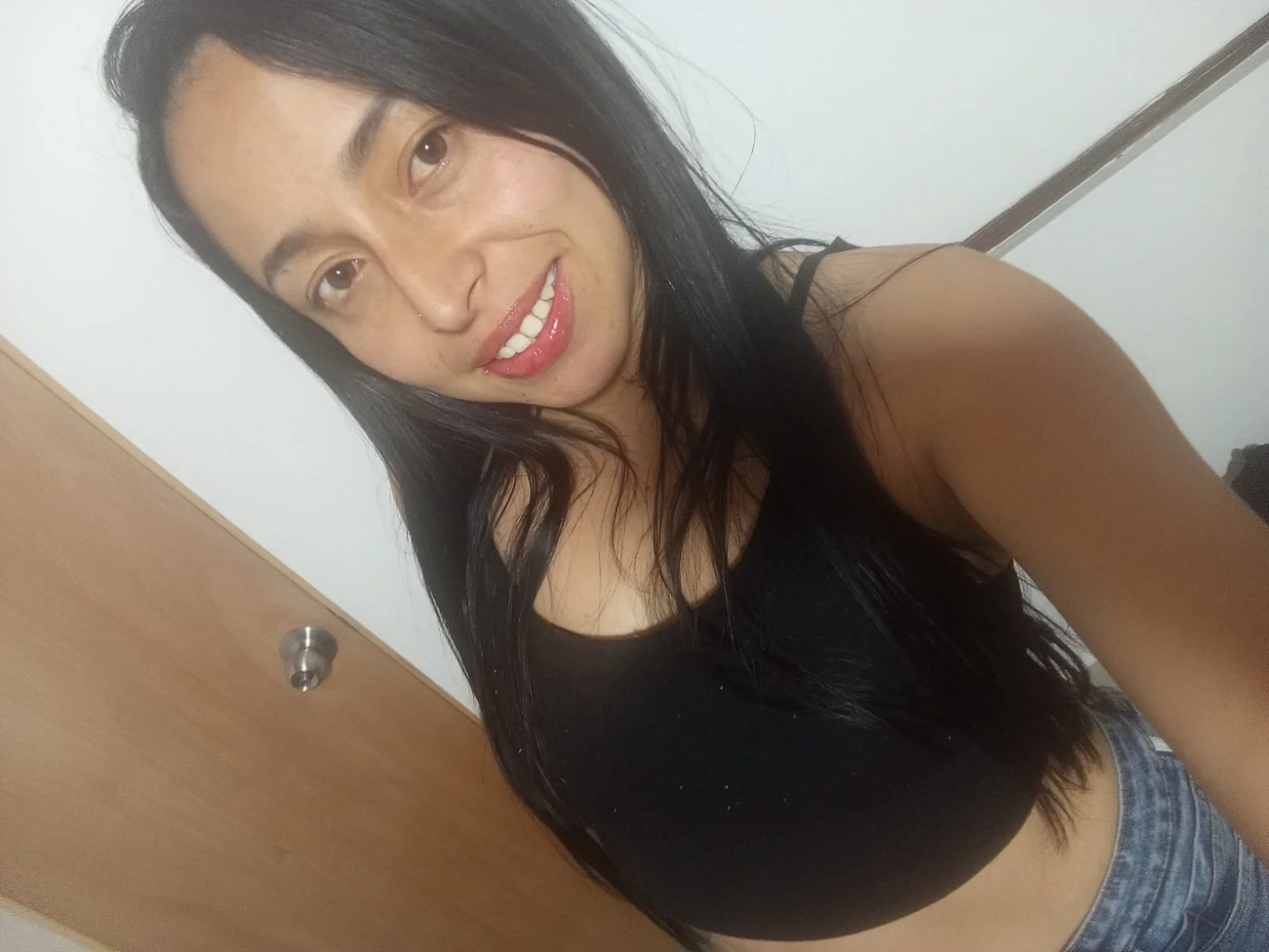 XXX Porn Photo of Nude Hannah_White_ 3