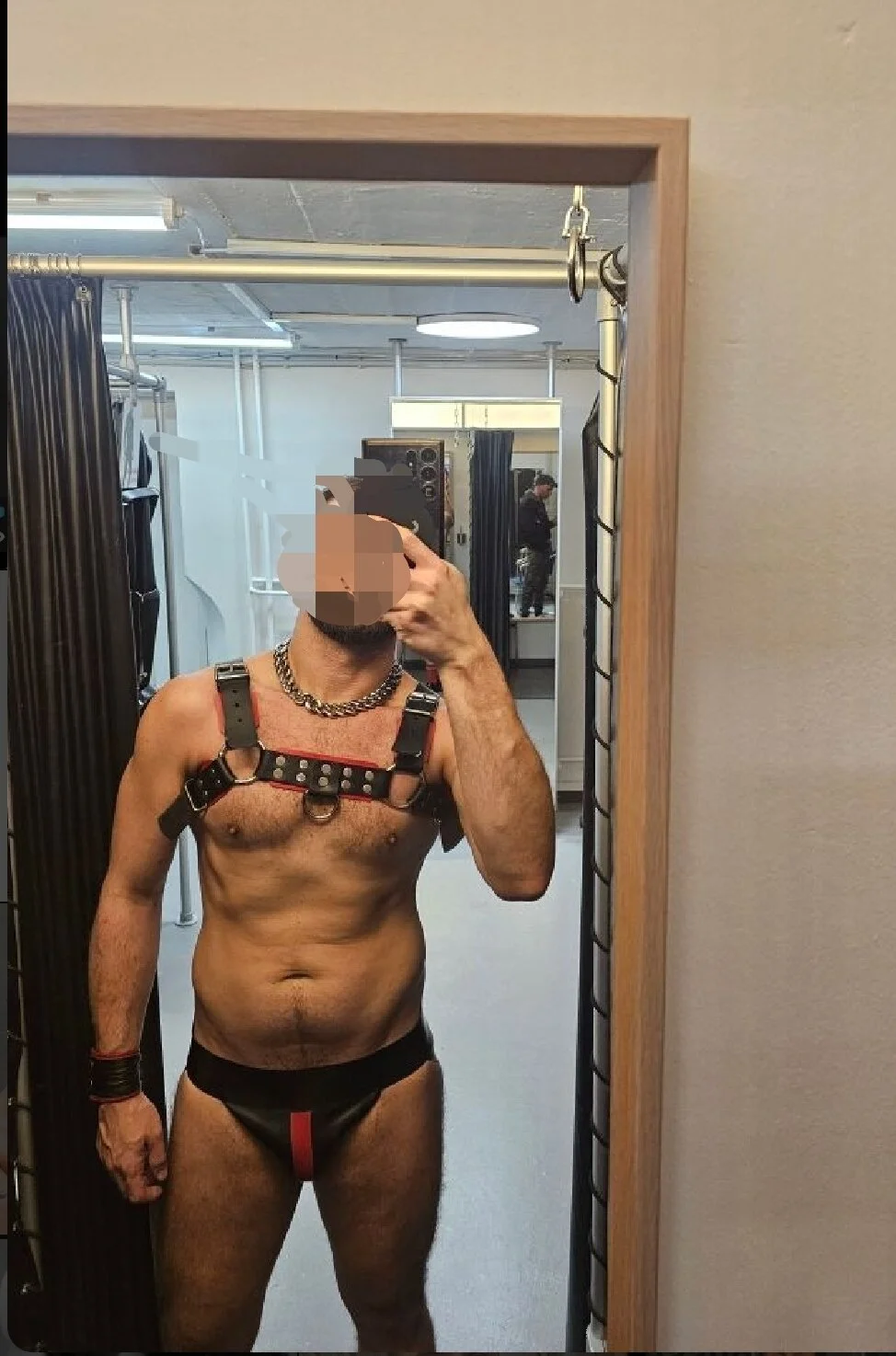 XXX Porn Photo of Nude PlayfulThomas 3