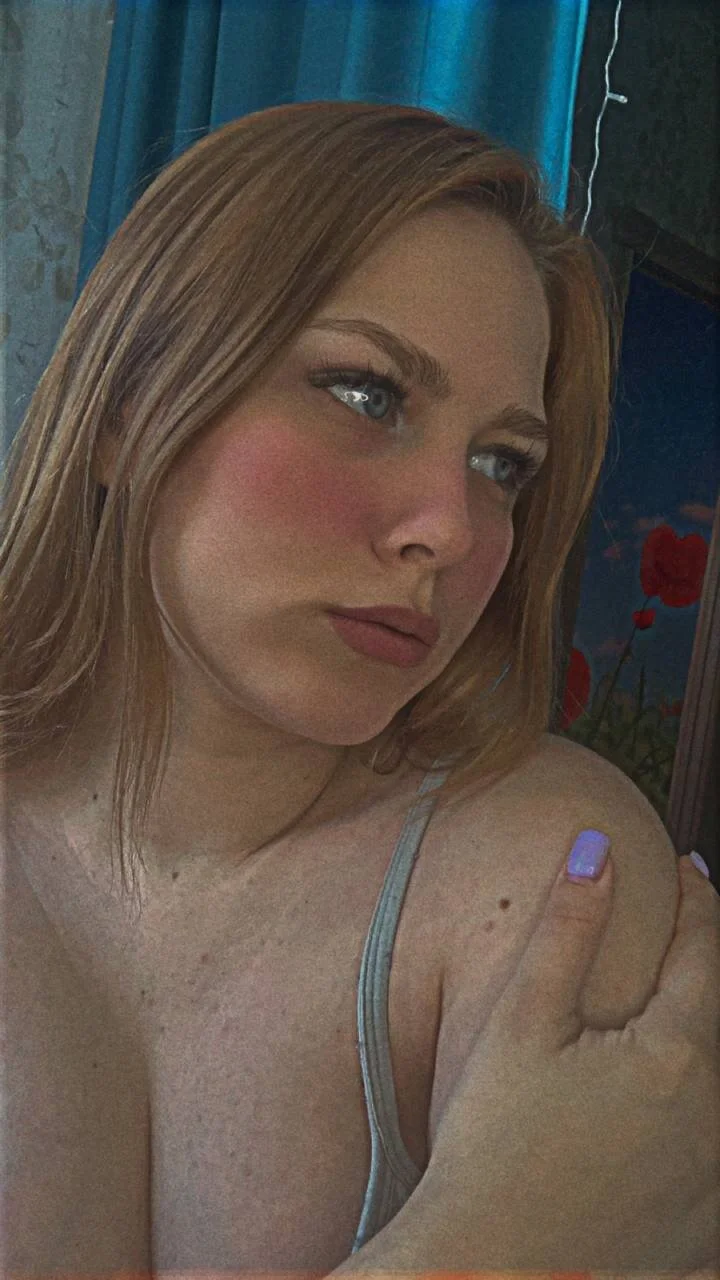 XXX Porn Photo of Nude Lasly_Fox 4