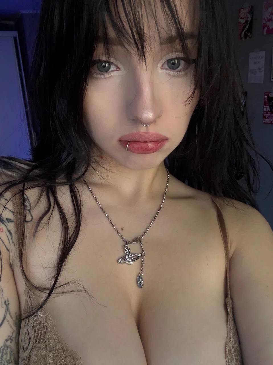 XXX Porn Photo of Nude Viv_Player 95
