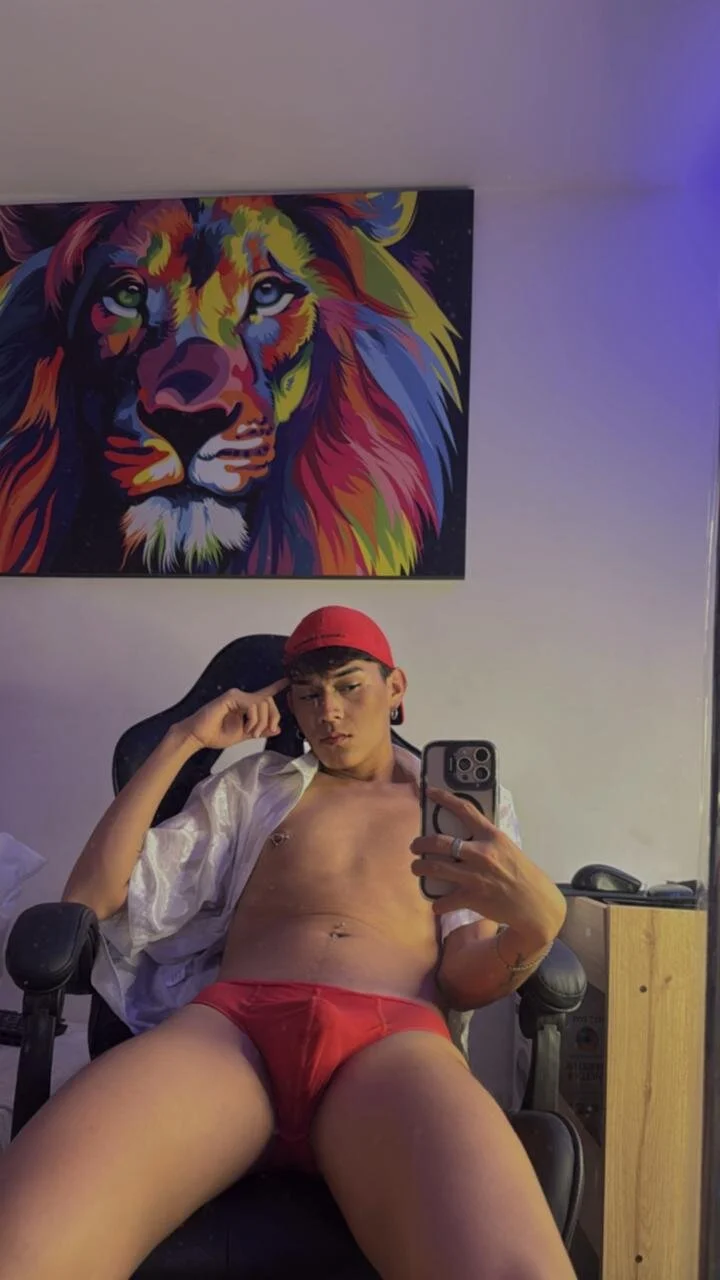 XXX Porn Photo of Nude Cam_roos2 13