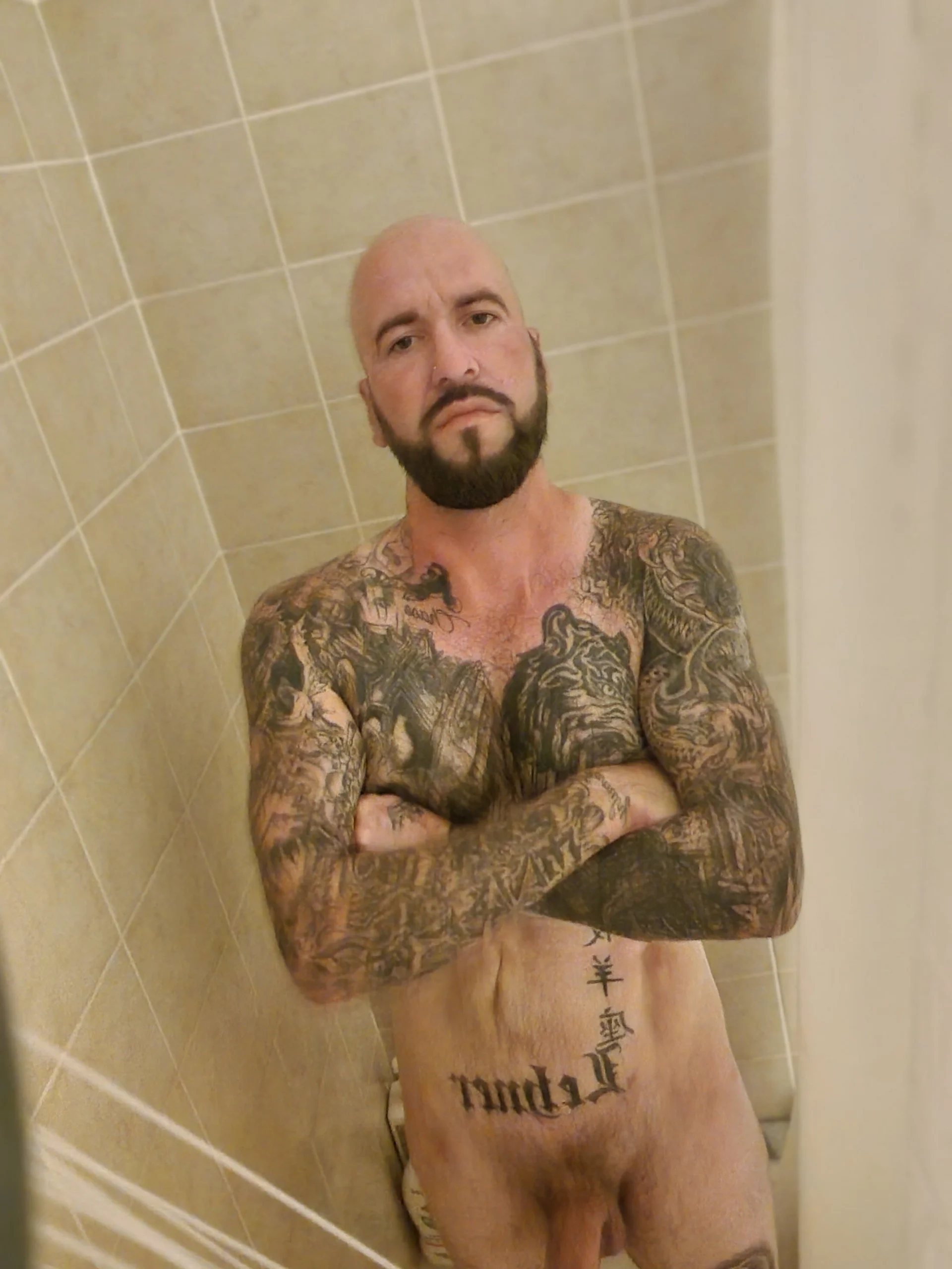 XXX Porn Photo of Nude Beardedtattood 2