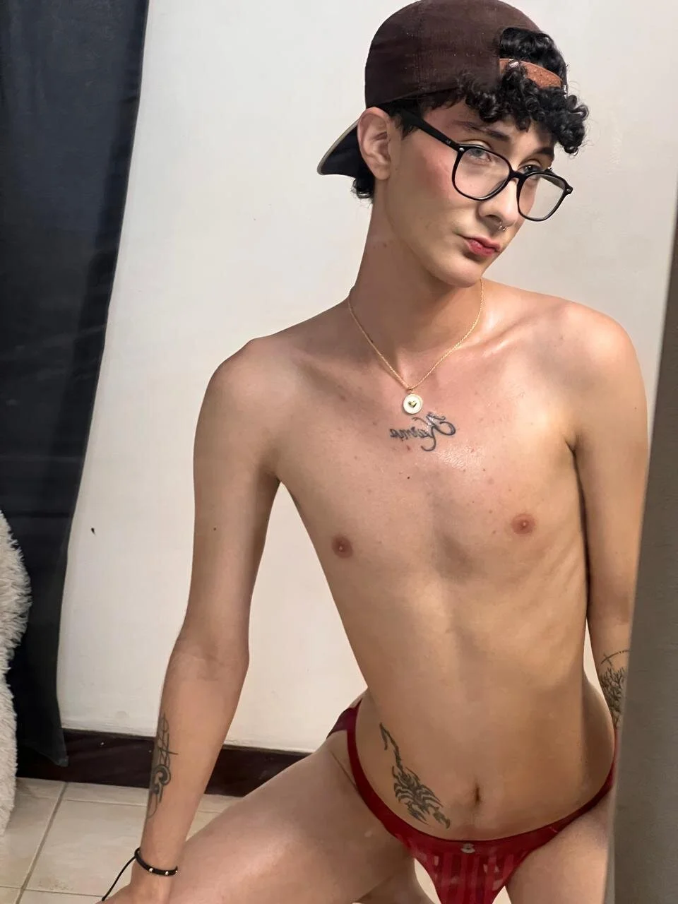 XXX Porn Photo of Nude Thomzeus 1