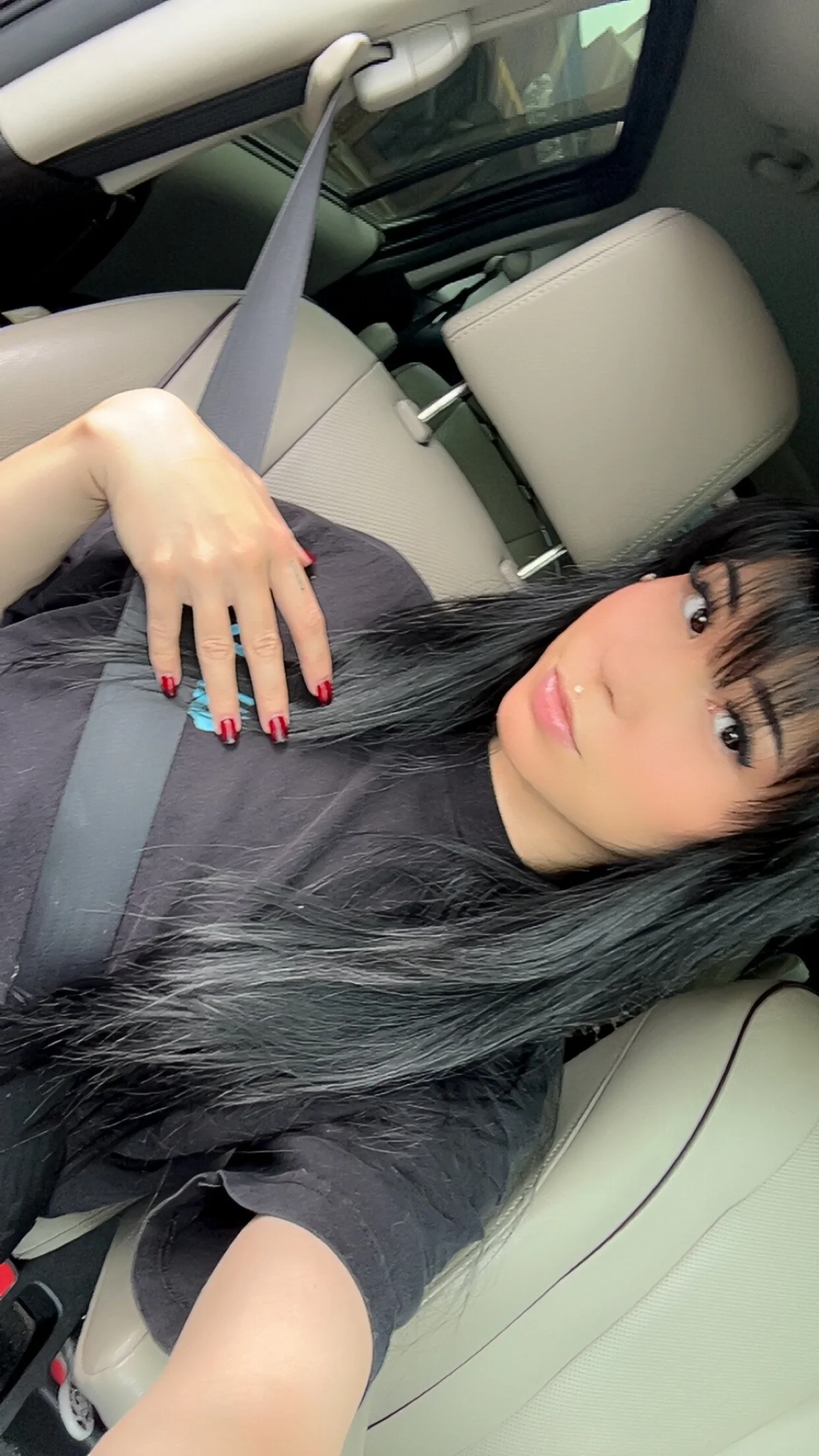 XXX Porn Photo of Nude NextDoorViolet 13