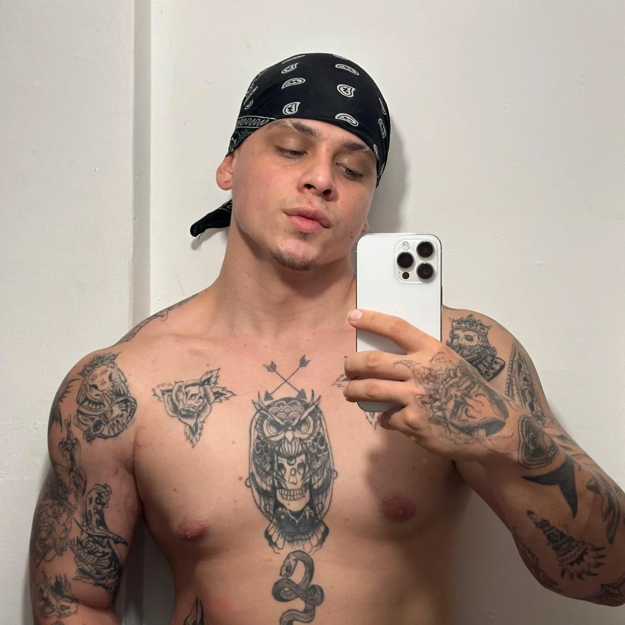XXX Porn Photo of Nude denis_munera 1