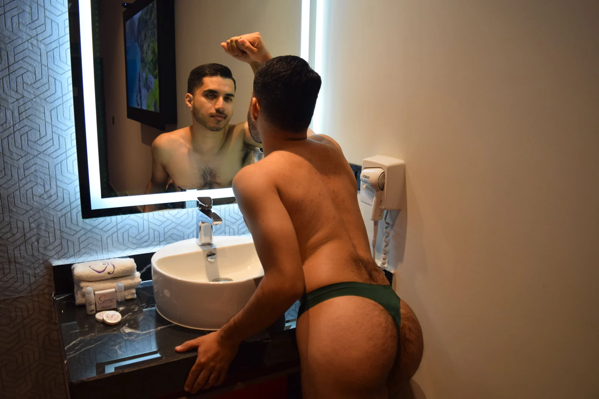 XXX Porn Photo of Nude Philip_Reid_ 3