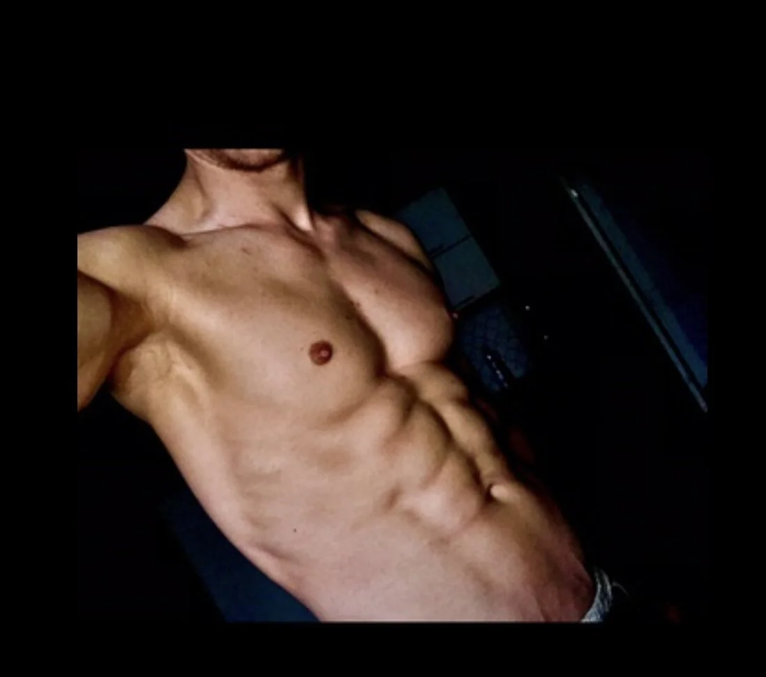 XXX Porn Photo of Nude BigAssKi 3