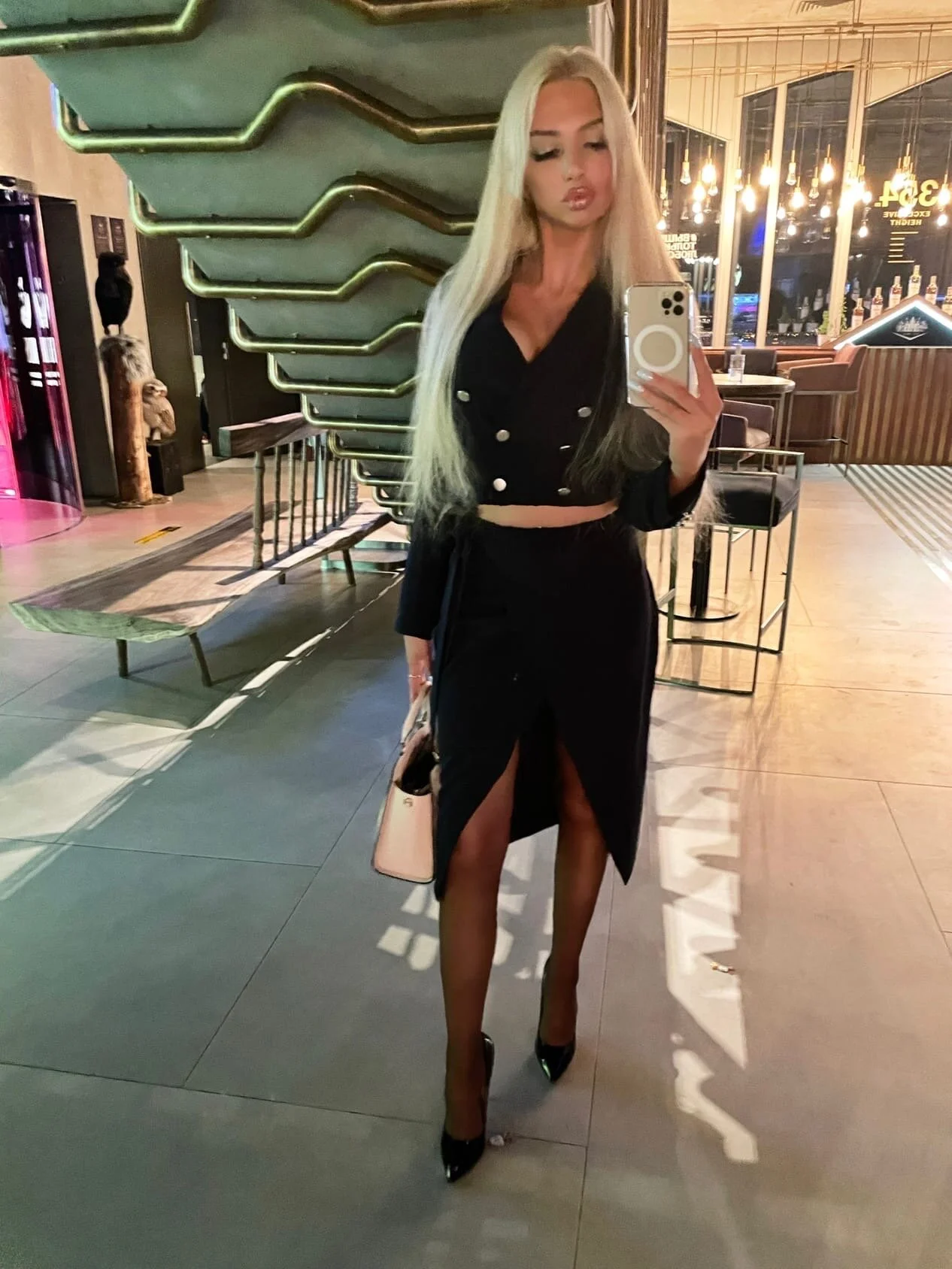 XXX Porn Photo of Nude Tremendous_blondie 15
