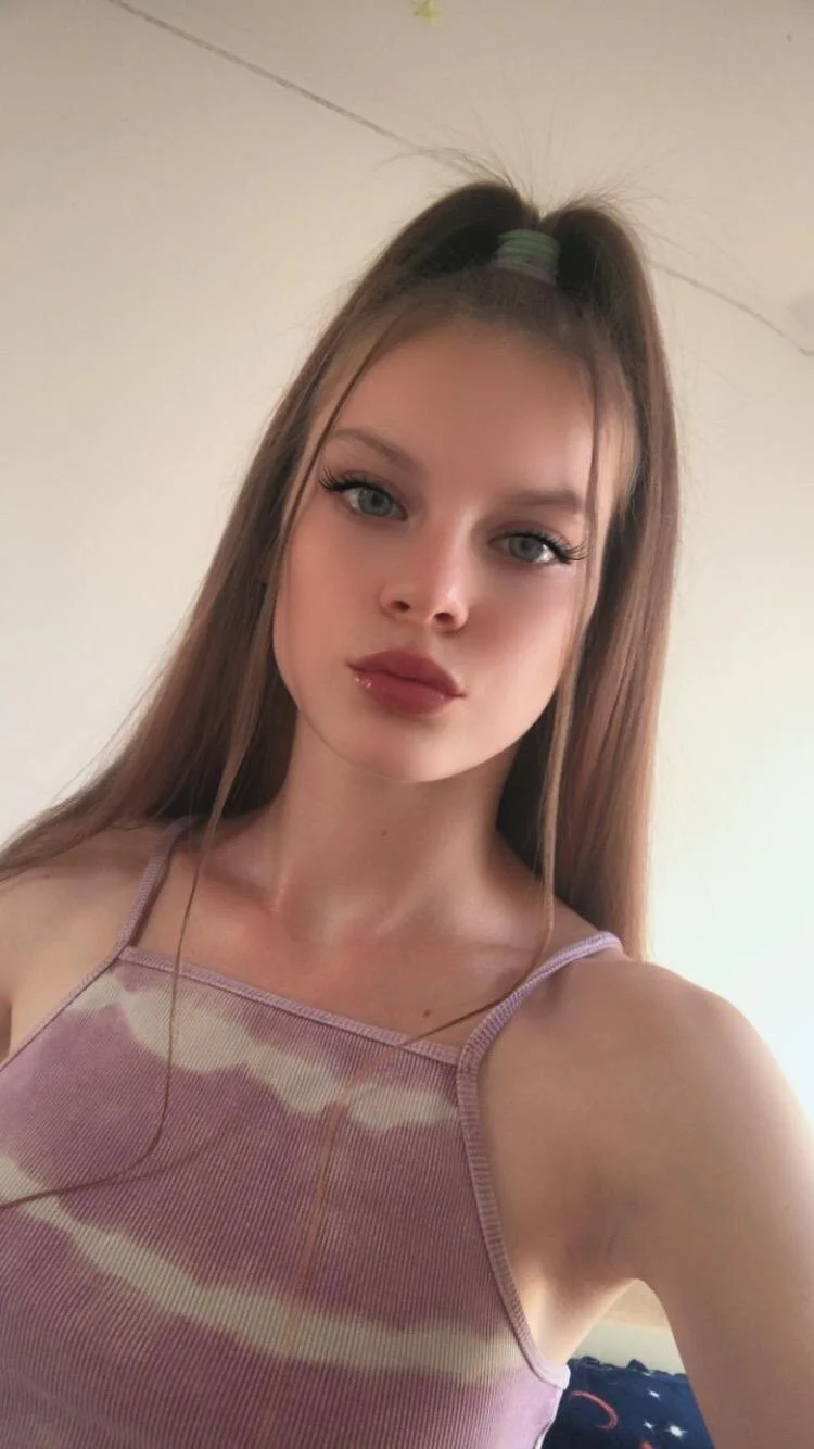 XXX Porn Photo of Nude ItsBabyBlue 2
