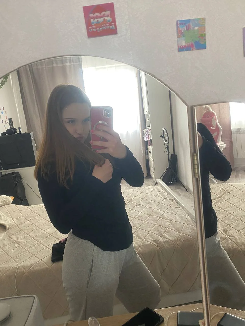 XXX Porn Photo of Nude TrixyPaw 6