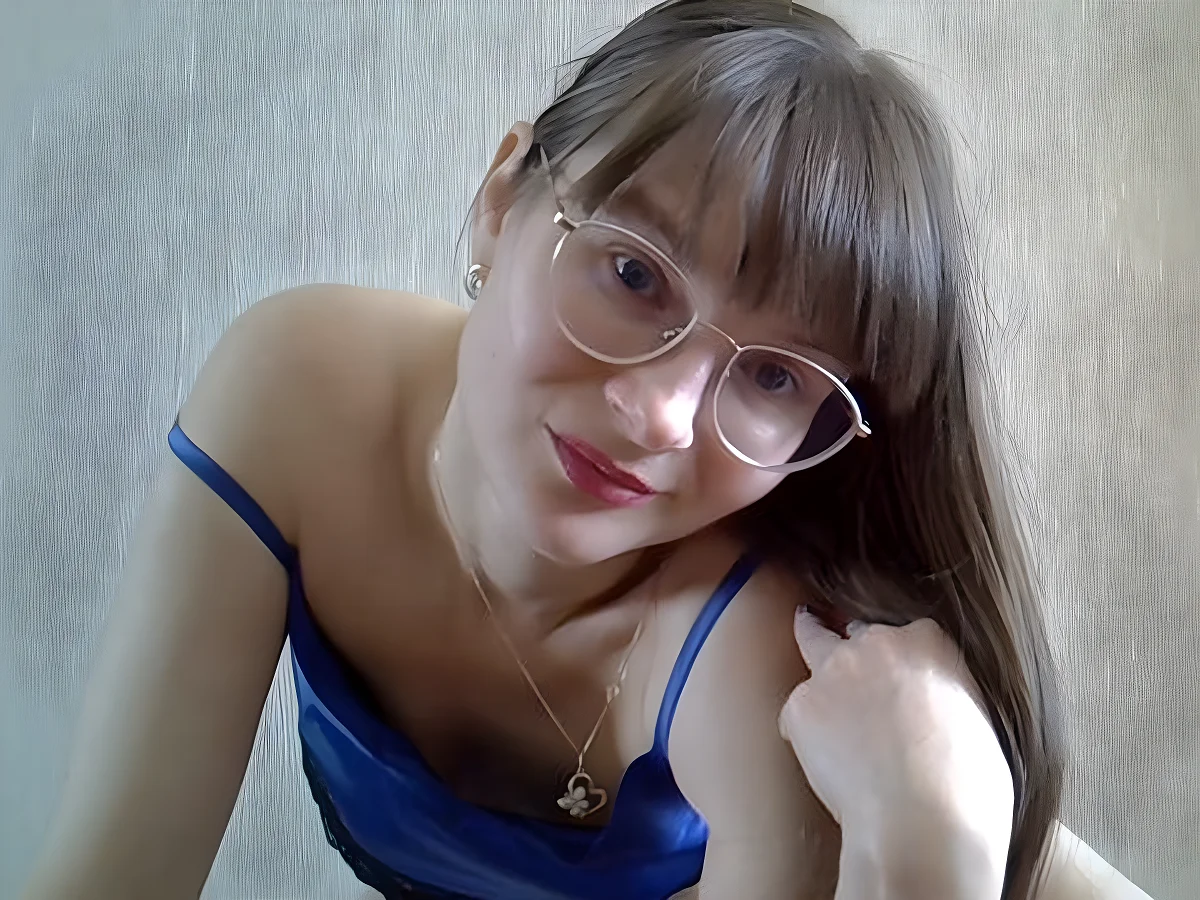 XXX Porn Photo of Nude KiraGoldens 256
