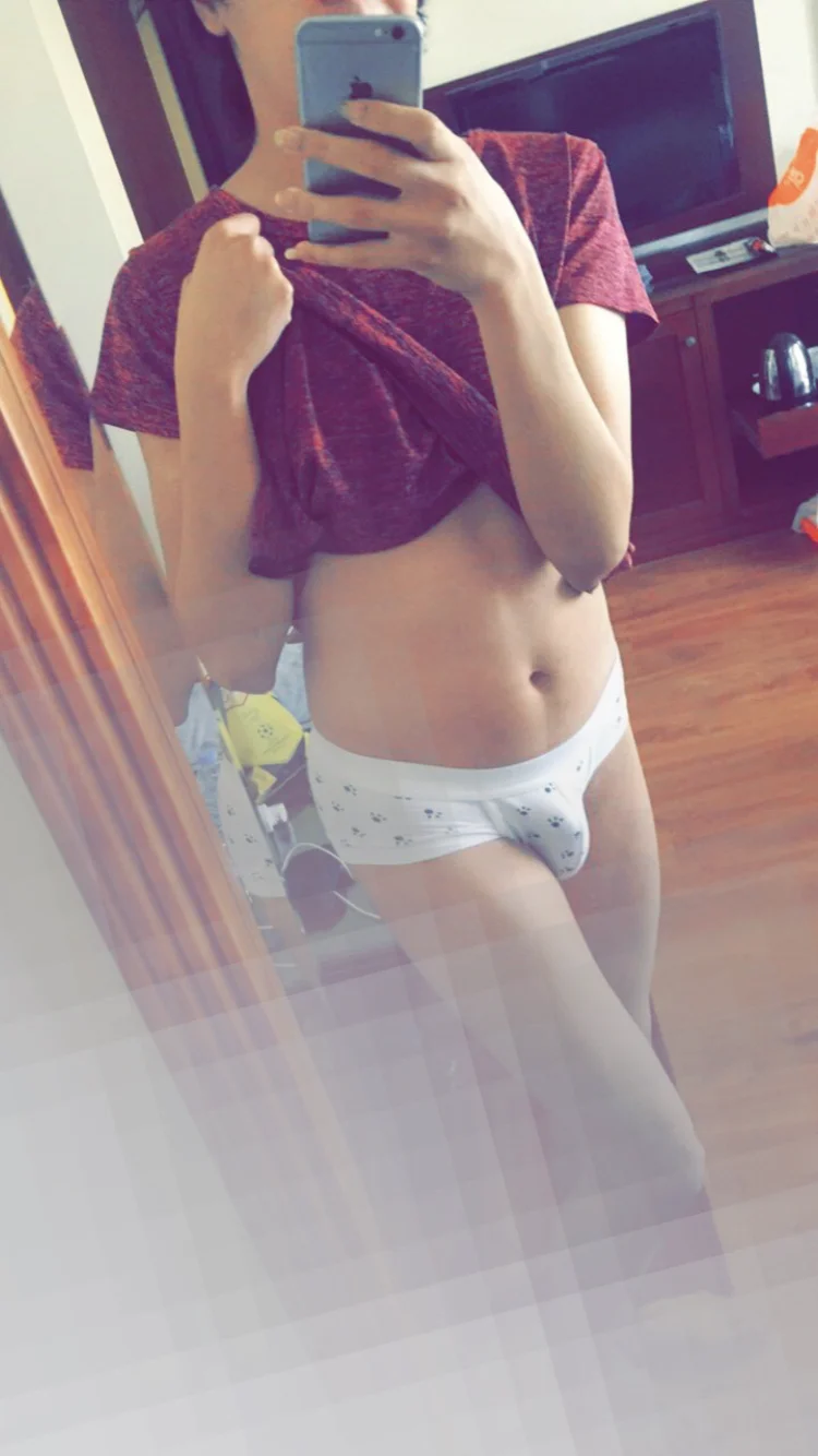 XXX Porn Photo of Nude jianboy 1