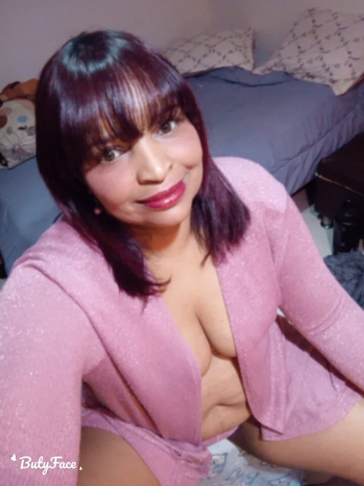 XXX Porn Photo of Nude Stepmom_violet 21