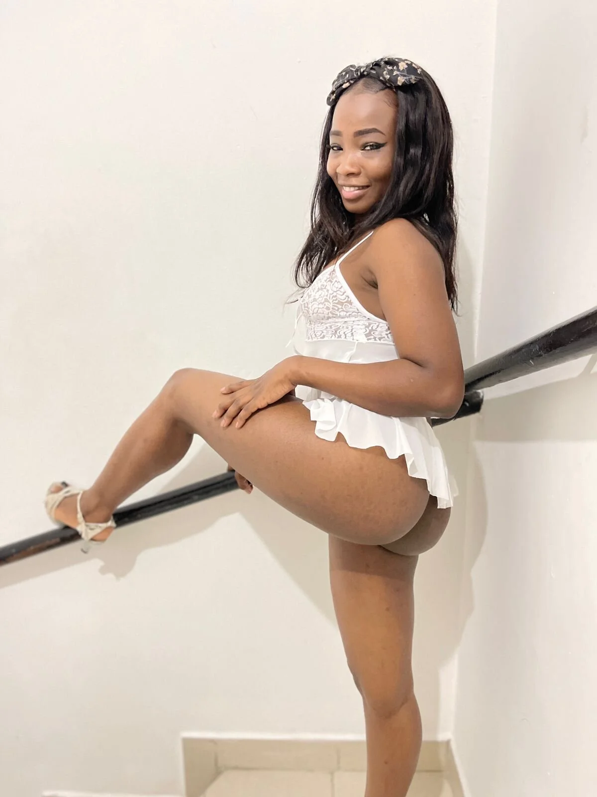 XXX Porn Photo of Nude GabyyJones 16