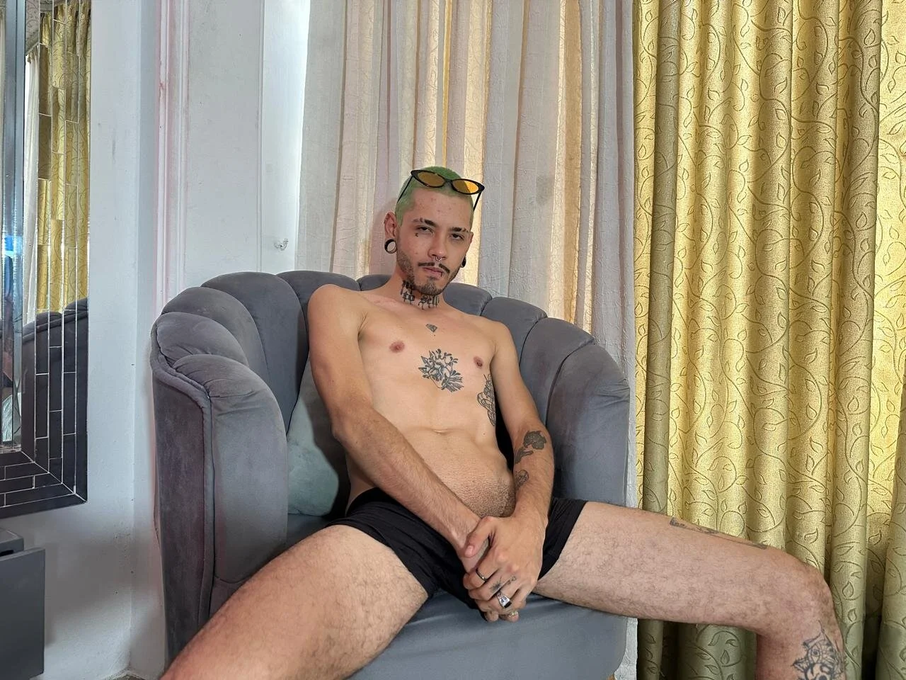 XXX Porn Photo of Nude Murdockk 2