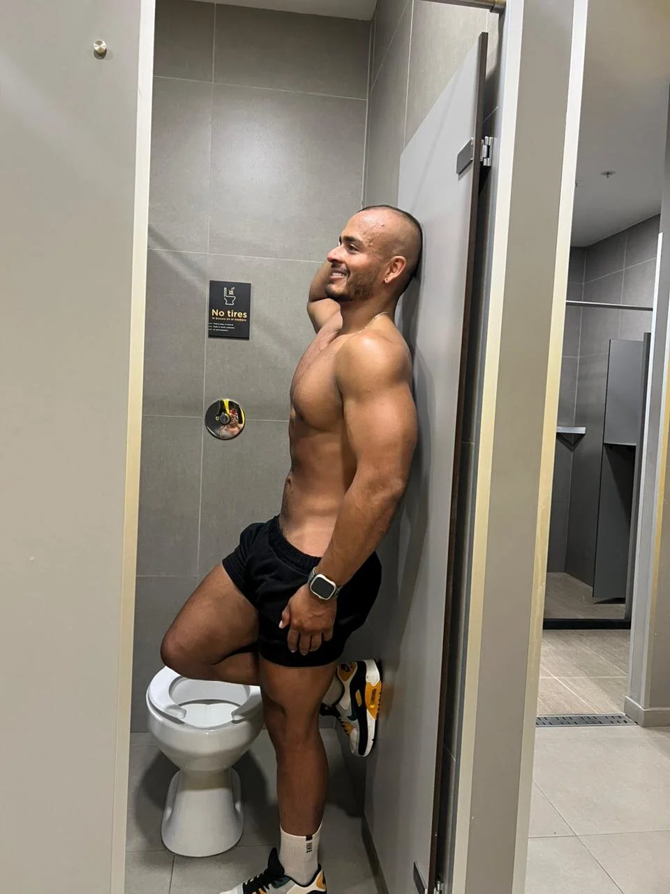 XXX Porn Photo of Nude magnusclark 57