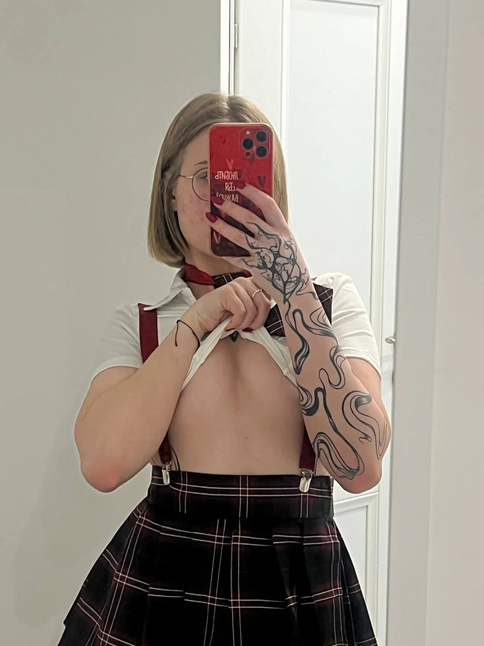XXX Porn Photo of Nude royce_ghost1 92
