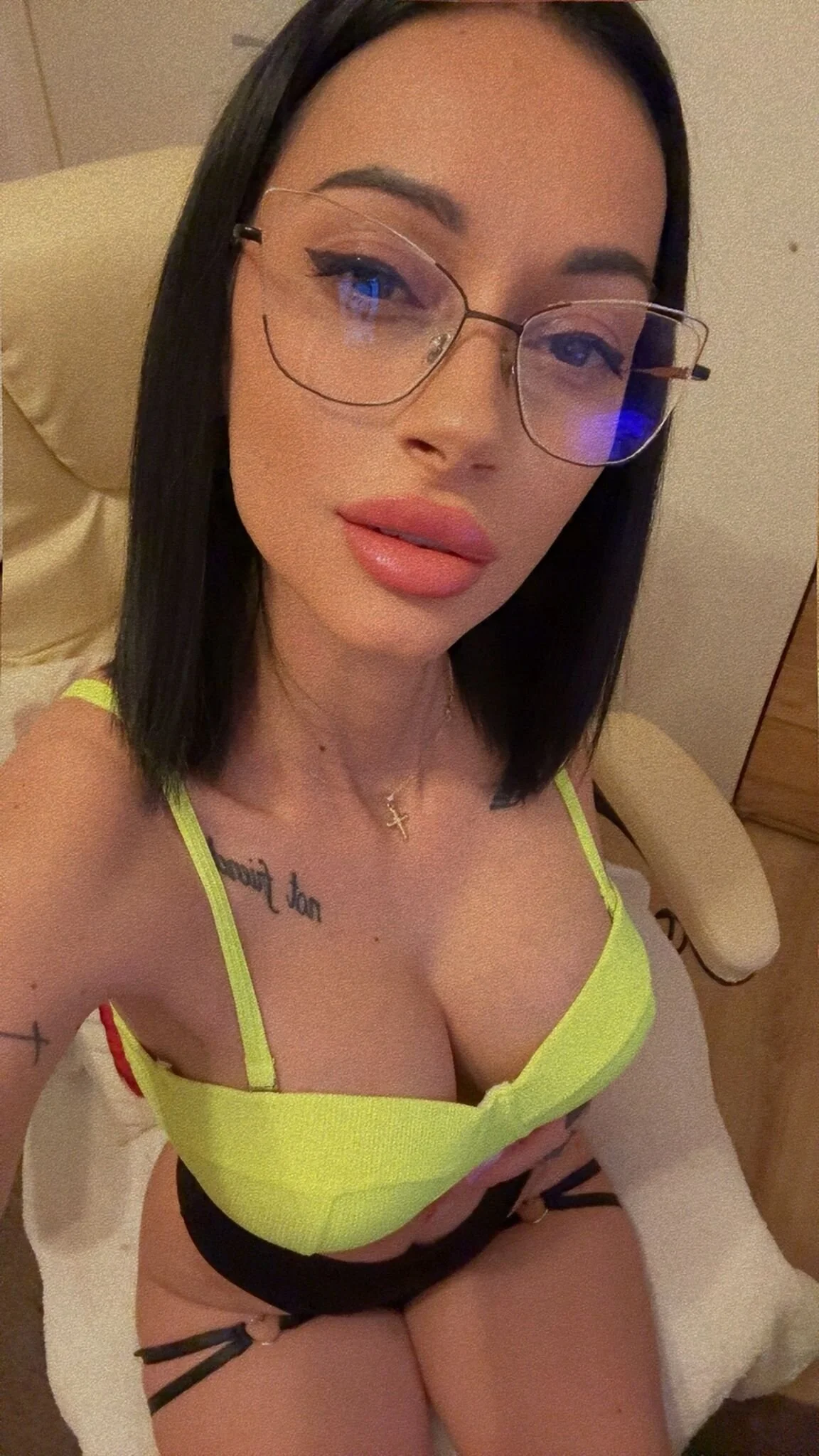 XXX Porn Photo of Nude kissnicol32 14