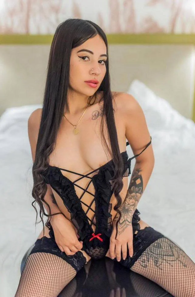 XXX Porn Photo of Nude Voilethfun_ 4