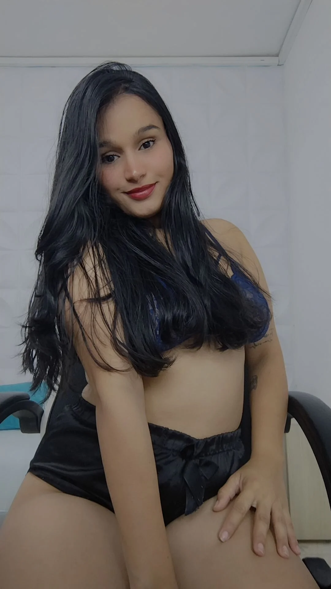 XXX Porn Photo of Nude lia_sexx19 5