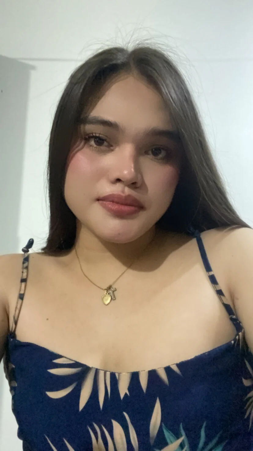 XXX Porn Photo of Nude maxiegreyxoxo 15