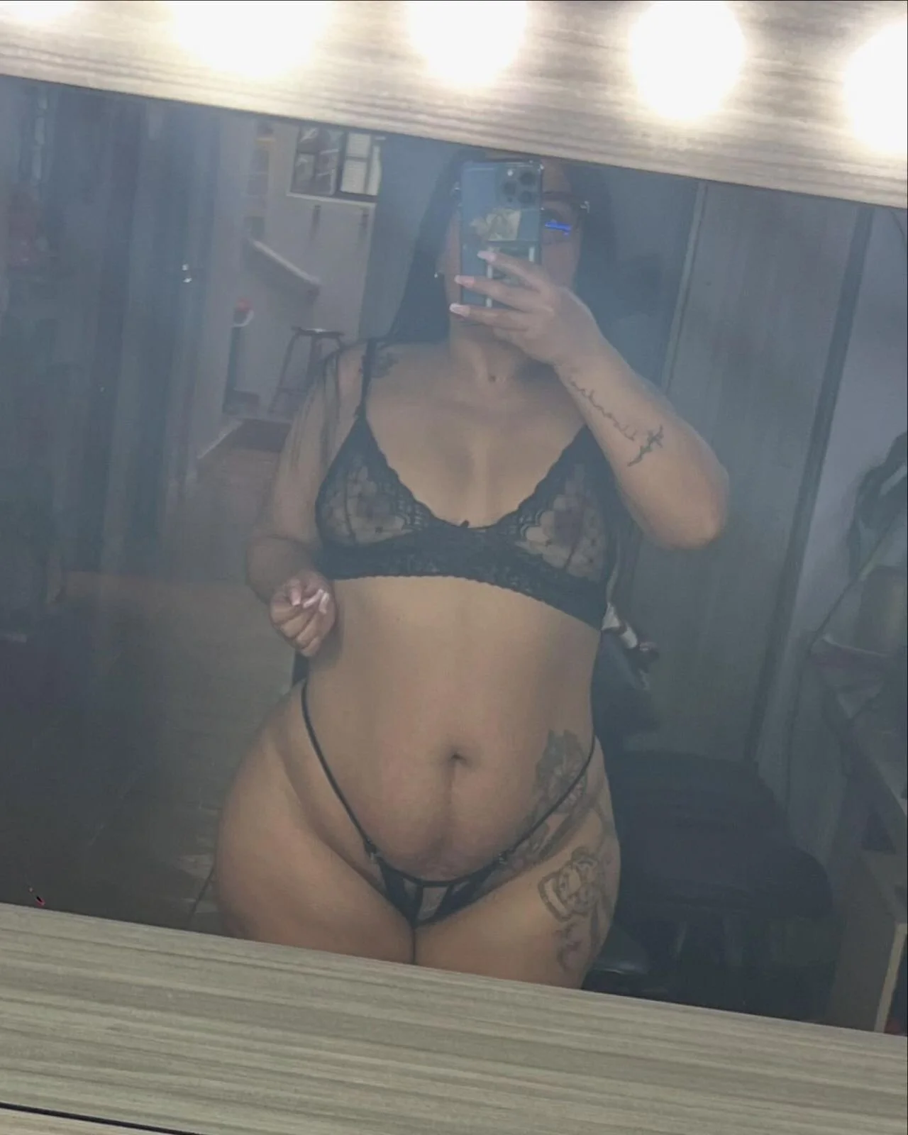 XXX Porn Photo of Nude kiana_cream 414