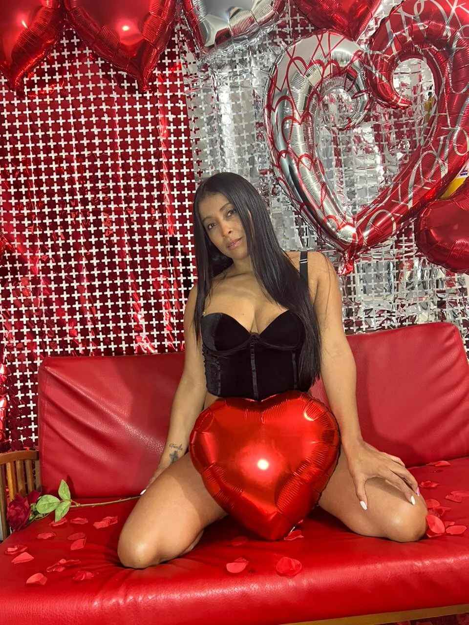 XXX Porn Photo of Nude xcarlettt 16
