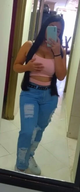 XXX Porn Photo of Nude moncerrat_luna 11