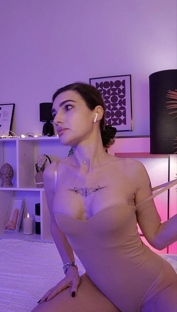 XXX Porn Photo of Nude Adele__Novak 26