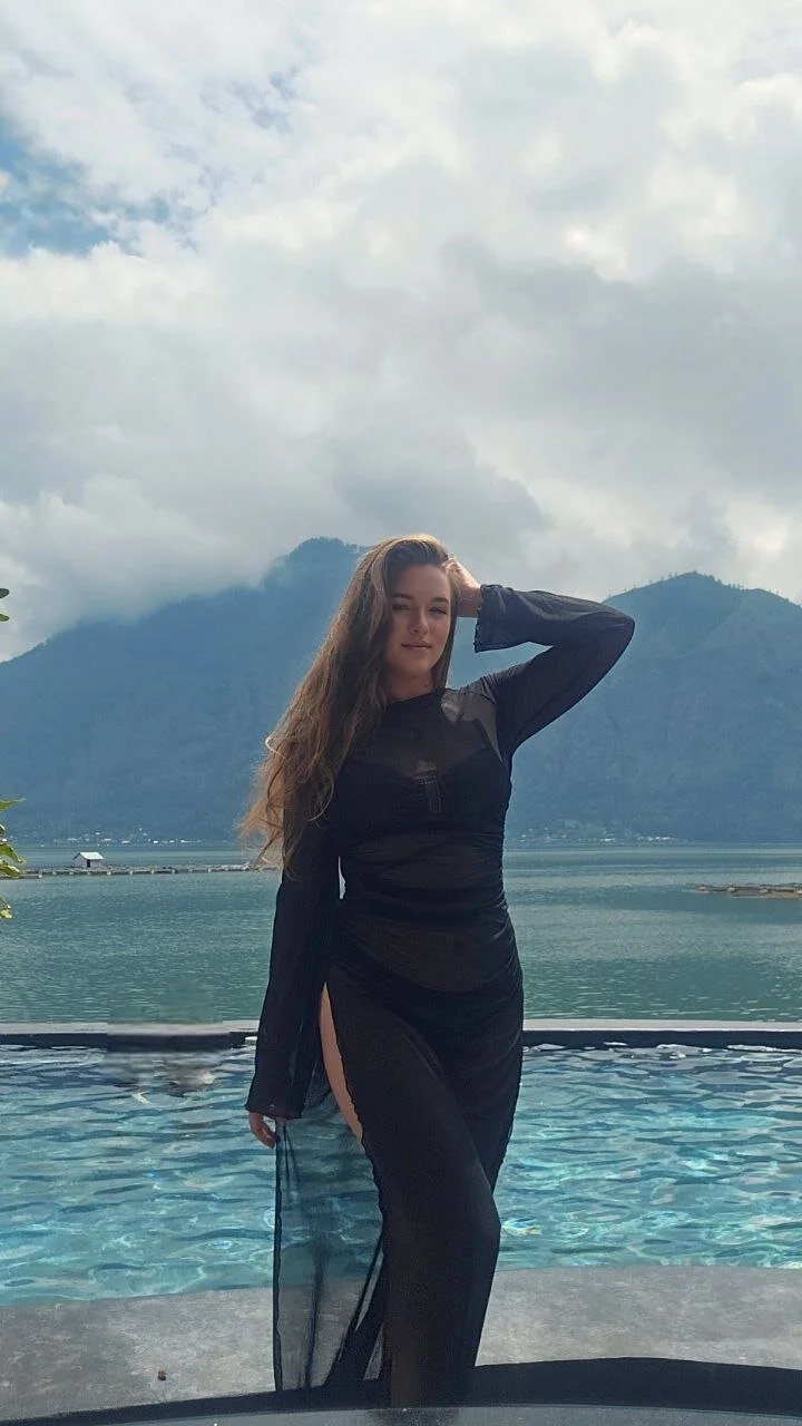 XXX Porn Photo of Nude EmilyWhispers 32