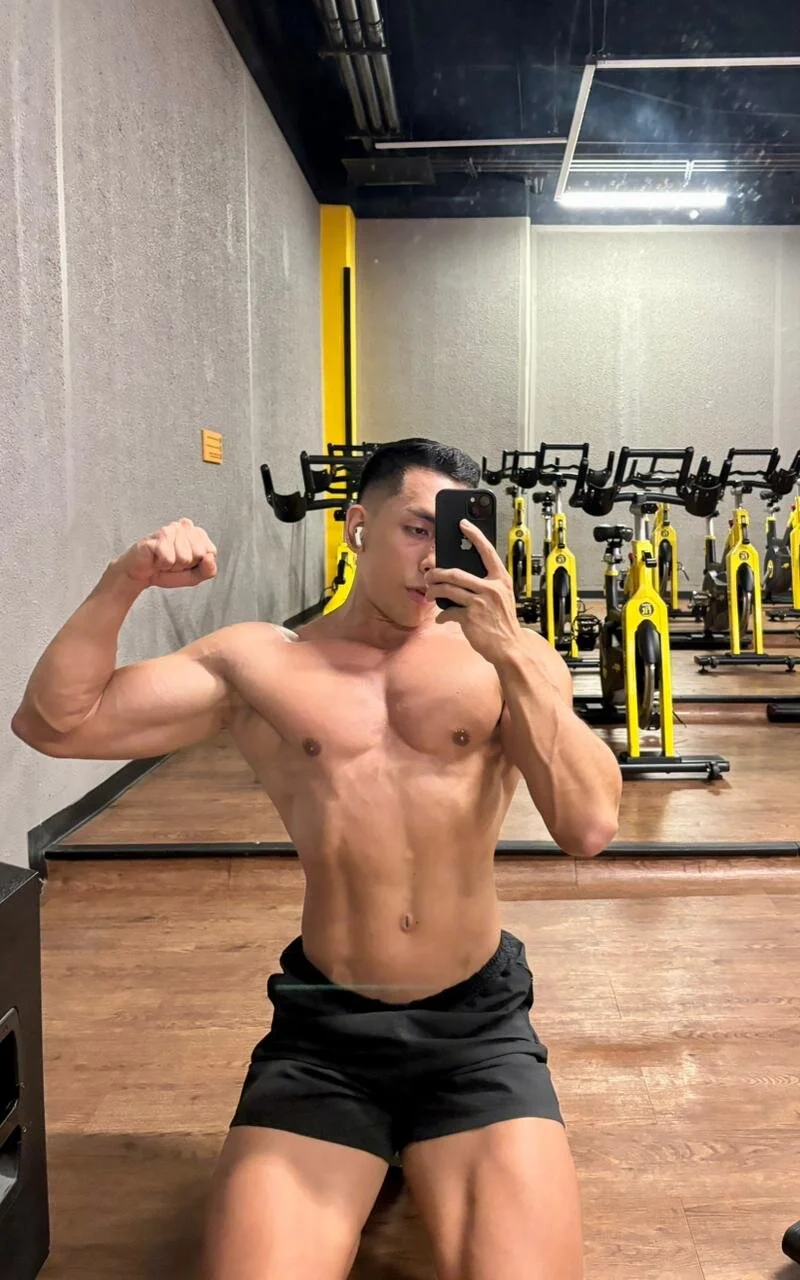 XXX Porn Photo of Nude Lucio__Fox 6
